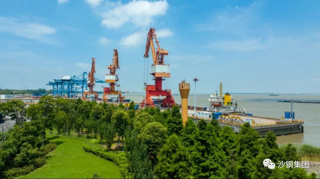 1704251187189814.jpg 008c48ee868bdb65472c551ea35c2377.jpg